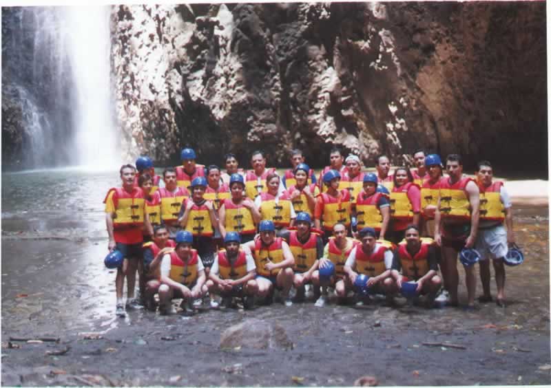 Staff Del Campamento En Tlapacoyan